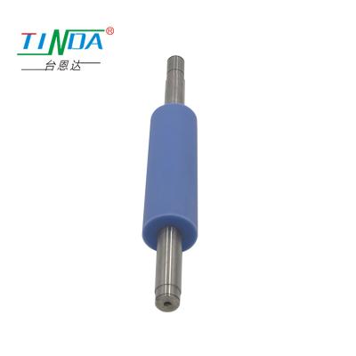 China Blue Anti- Sticky Rubber Roller With Low Noise For Industrial Applications for sale