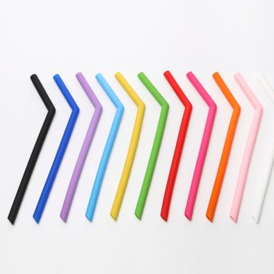 China Sustainable Workplace Use Necessary Silicone Drinking Straws 12*250 Mm Bent Flat Tip LFGB for sale