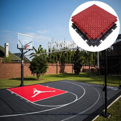 Cina Indoor Sports Outdoor Badminton Basketball Court Flooring Tiles Interlocking in vendita