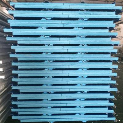 China 50mm painted steel corrugated XPS pu sandwich panels for steel structure roof for sale