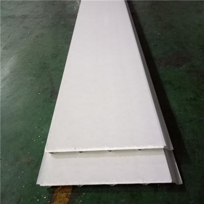 China waterproof ivory white eps sandwich roof panel 840-30-0.426mm wih 0.5mm PVC down for sale