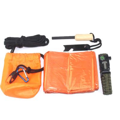 China Outdoor Adults Survival Camping Set Warm Emergency Sleeping Bag Portable Waterproof Emergency for sale