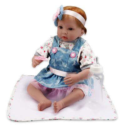 China Changeable Clothing 22 Inch Silicone Reborn Baby Dolls Reborn Baby Dolls That Look Real for sale