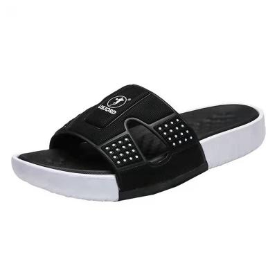 China Price Light Suitable Black Soft Lightweight Mens Shoes Indoor Slides Slippers for sale