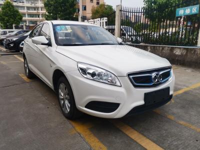 China Carro elétrico 100kw 260NM do sedan EU260 à venda