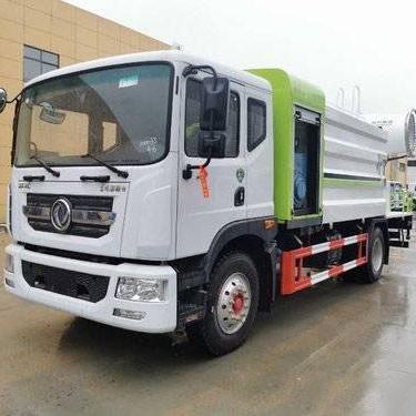 China Dongfeng Duolika D9 benutzte Wasser-Tankwagen zu verkaufen