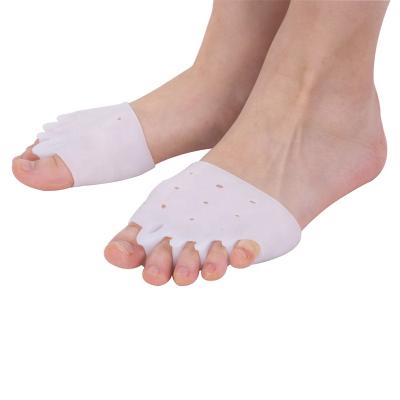 China Silicone Hallux Valgus Corrector 5 Holes Bunion Orthotics Protector Bones Lap Pedicure for sale