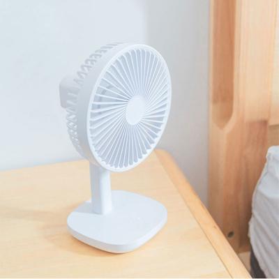 China Auto Oscillation/Personal Portable Wireless Desktop Table Fans Rechargeable Portable Office Home Low Noise Outdoor USE Oscillate Rechargeable Fan for sale