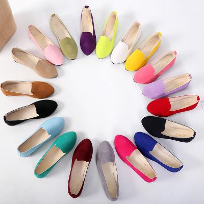 China Plus Size Flat Cheap Women's Flats Slip On Flats Fashion Women Leather Shoes Loafers Faux Suede Ladies Casual Flats for sale