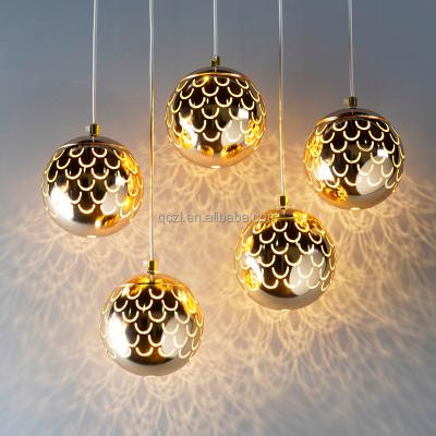 China New Style LED Wedding Party Event Decoration Magic Ball Chandelier Ceiling Hanging Lamp for Wedding Party Event Decorations for sale