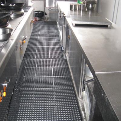 China NR + SBR Heavy Duty Industrial Rubber Floor Mat With Big Holes for sale