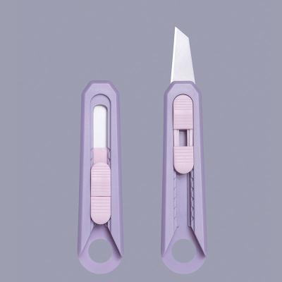 China 11.1 cm Handle Size MIDDIA Ceramic Box Cutter With Sawtooth Edge for Comfortable Grip for sale