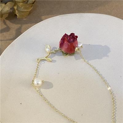 China Wholesale Trendy Fashion Resin Red Rose Clavicle Pendant Chain Gold Flower Pearl Necklace Romantic Necklace for sale