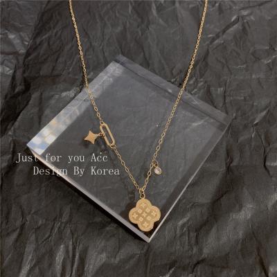 China Wholesale Four Leaf Clover Steel Star High Polished Titanium Geometric Lucky Clavicle Necklace for sale