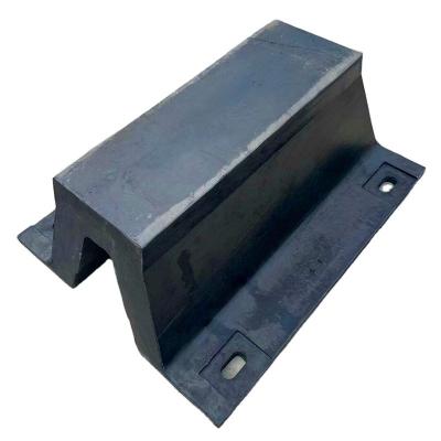 China Corrosion Resistance SA500x1000 V Type Super Arch Marine Rubber Fender And Dock Bumpers for sale