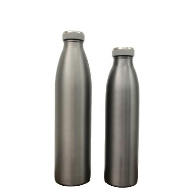 China Durable Durable Stainless Steel Wall Insulated Double Size Large Water Bottle, Keep Hot Or Cold for sale