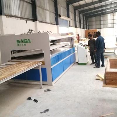 China Solid wood board edge joining radio frequency pressing wood board machine timber edge gluing and processing for sale