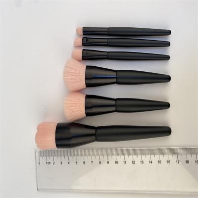 China Angular Blush 6pcs Professional Makeup Set Brush Vegan Powder Co Black Makeup Brushes Women Luxury Makeup Tools for sale