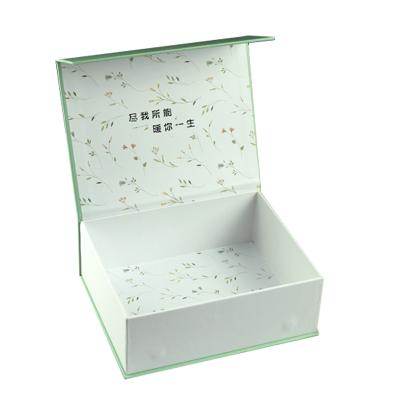 China Recyclable Personalized Luxury Magnetic Narrow Gift Box Packaging With Magnetic Lid for sale