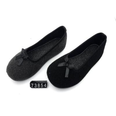 China Indoor shoes single color wool felt PVC warm outsole indoor women slipper indoor injection for sale