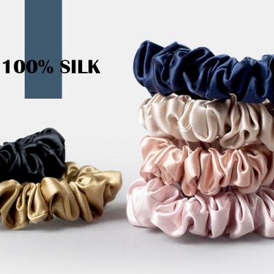 China European and American style 9 momme 22 pieces 100% mulberry silk satin hair ties pure silk inner diameter 4.5cm thick 2cm scrunchy set hair bands for sale