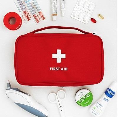 China Small Vacuum Storage Home First Aid Bag First Aid Kit Supplier Bag First Aid Stored Medical Bag for sale