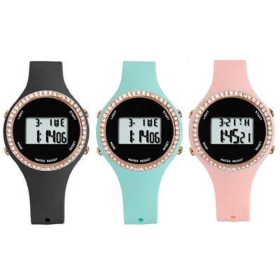 China Auto Date Lady Digital Silicon Watches Stainless Steel Caseback Curren Lady Top 10 Wrist Watch Popular Brands New for sale