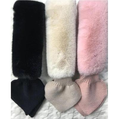 China Fast Delivery Plush Scarf Faux Fur Winter Mixed Color Scarf For Women Faux Fur Scarves With Large Running Capacity for sale