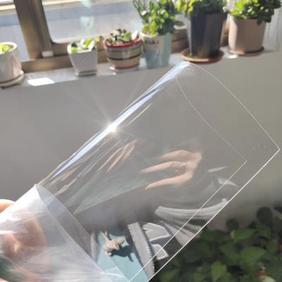 中国 UVコーティング 30-70 マイクロンPC屋根用プラスチックポリカーボネートシート 2つのHプロファイルを接続 無料サンプル 販売のため