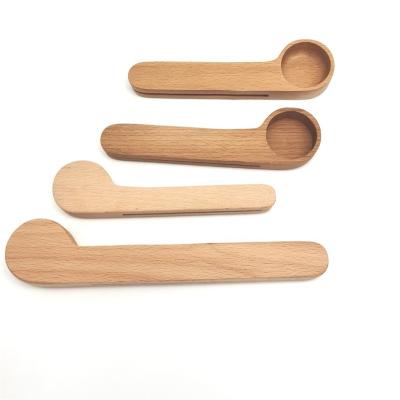 China Factory Wholsale Handemade Sustainable Coffee Scoop Bag Staple Natural Wooden Coffee Bags Sealer Tablespoon Beech Wood Solid Measuring Scoop for sale