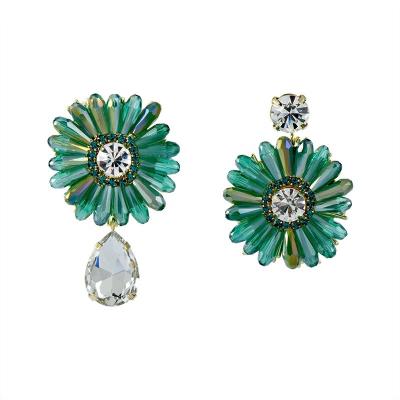 China Luxury Edition of Crystal Earrings Ab Asymmetric Han 