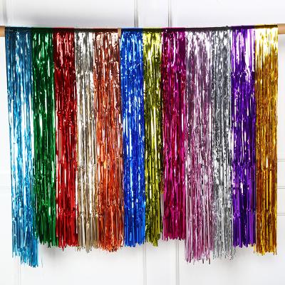 China Simple Gold Foil Fringe Curtain Wedding Decor Tinsel Backdrop Door Curtains Birthday Door Decorations for sale