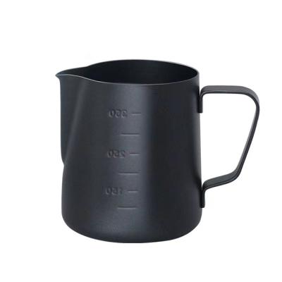 China Viable Wholesale Custom Logo 12oz 20oz Stainless Steel Milk Pitcher Suitable For Coffee Latte Skimming Milk Bartender Jug for sale