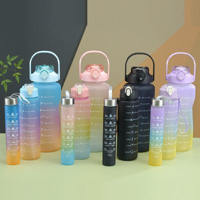 China 3pcs Stocked 2000ml 900ml 500ml Gradient Plastic Water Bottle Portable Frosted Motivation 2L Water Bottle Wholesale for sale