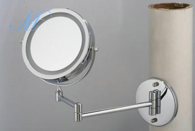 Chine Le double de lumière de miroir de maquillage de LED a dégrossi miroir fixé au mur de agrandissement de la charge 1X/5X de batterie à vendre