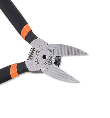 China Diagonal Wire Metal Cutting Pliers Good Cutting Capacity For Electrical Repairing for sale