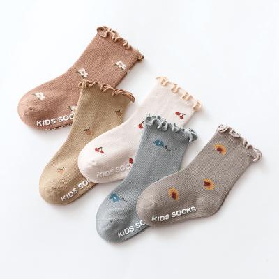 China New Breathable Ruffle Ruched Babies Socks Non-slip Floor Kids Cotton Socks for sale