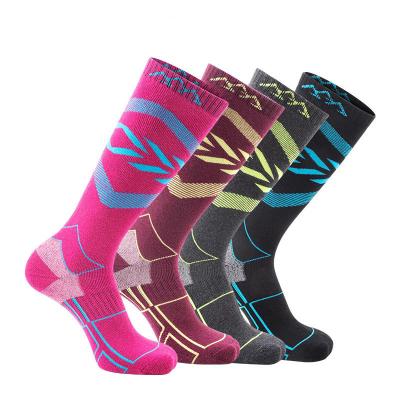 China Winter Outdoor Ski Socks Fashion Sports Anti-Fault Thick Heating Socks for sale