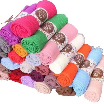 China 2021 Solid Color Wrinkle Cotton Scarf Women Hijab Cheap Wholesale Black Muslim Muslim Scarf Hijabs Best Price USA Quality for sale