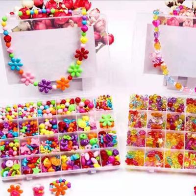 China 2021 new simple DIY style bag girl necklace material ornaments wear bead puzzle toys jewelry set for sale