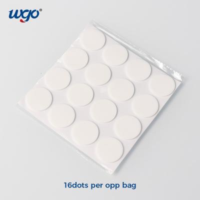 China ROHS Washable Removable Glue Dot Roll Suction Gel No Residue 22mm Diameter for sale