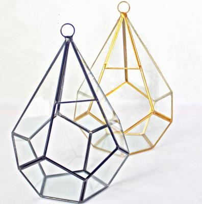 China New Classic/Postmodern Wholesale New Design and High Quality Diamond Shaped Geometric Terrarium Hanging Vase for sale