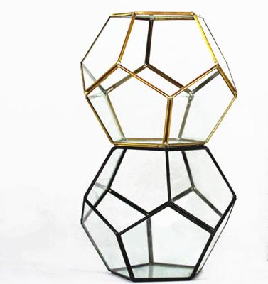 China New Classic/Postmodern Wholesale New Design and High Quality Football Shaped Geometric Air Planter Container Vase for sale