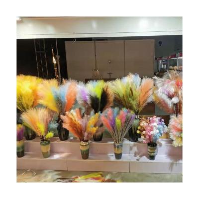 China New Type Home Decoration 15branches Faux Silk Large Pampas Home Decoration Artificial Pampas Grass for sale