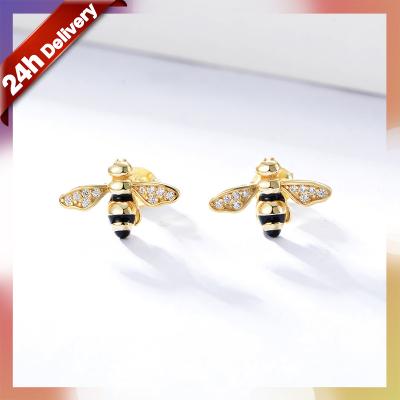 China Silver Rose Gold Zircon Bee Stud Earring Dylam High Fashion Nickel Free Lead Free Earring For Women for sale