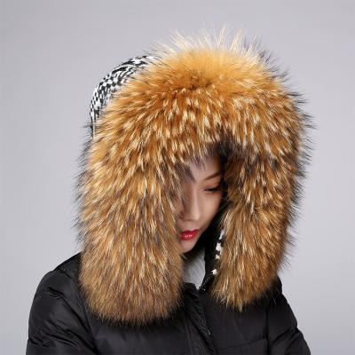 China Cute Colorful High Quality Whole Skin Raccoon Fur Collar For Winter Coat Warm Fur Collar Large Size for sale