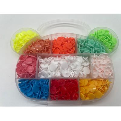 China Factory Direct Washable T5 T8 Colored Round Plastic Snaps Push Button For Garment Fabric for sale