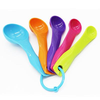 China Viable Plastic Measuring Cup Cooking Tools Measuring Cups Set Plastic Colorful ML Weight Kitchen Baking Accessories for sale