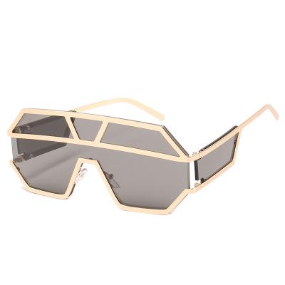 China Fashion Sunglasses New Arrival Designer Sunglasses Oversized Women Glass Hexagonal Sunglasses for sale