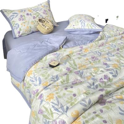 China Cool Comfortable breathable 100% polyester Quilt printing bedding duvet for sale